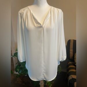 Pleione Flowy V-Neck 3/4 Sleeve Ivory Blouse | Size M